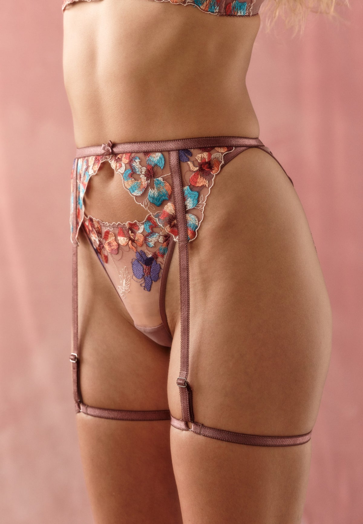 Lilii Borea Eia Garter Belt